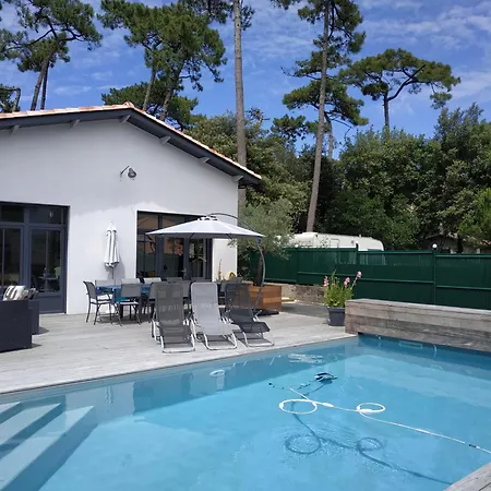 Dom wakacyjny Atelier 4**** *