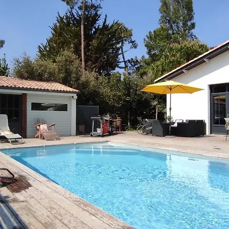 Atelier 4**** Dom wakacyjny *